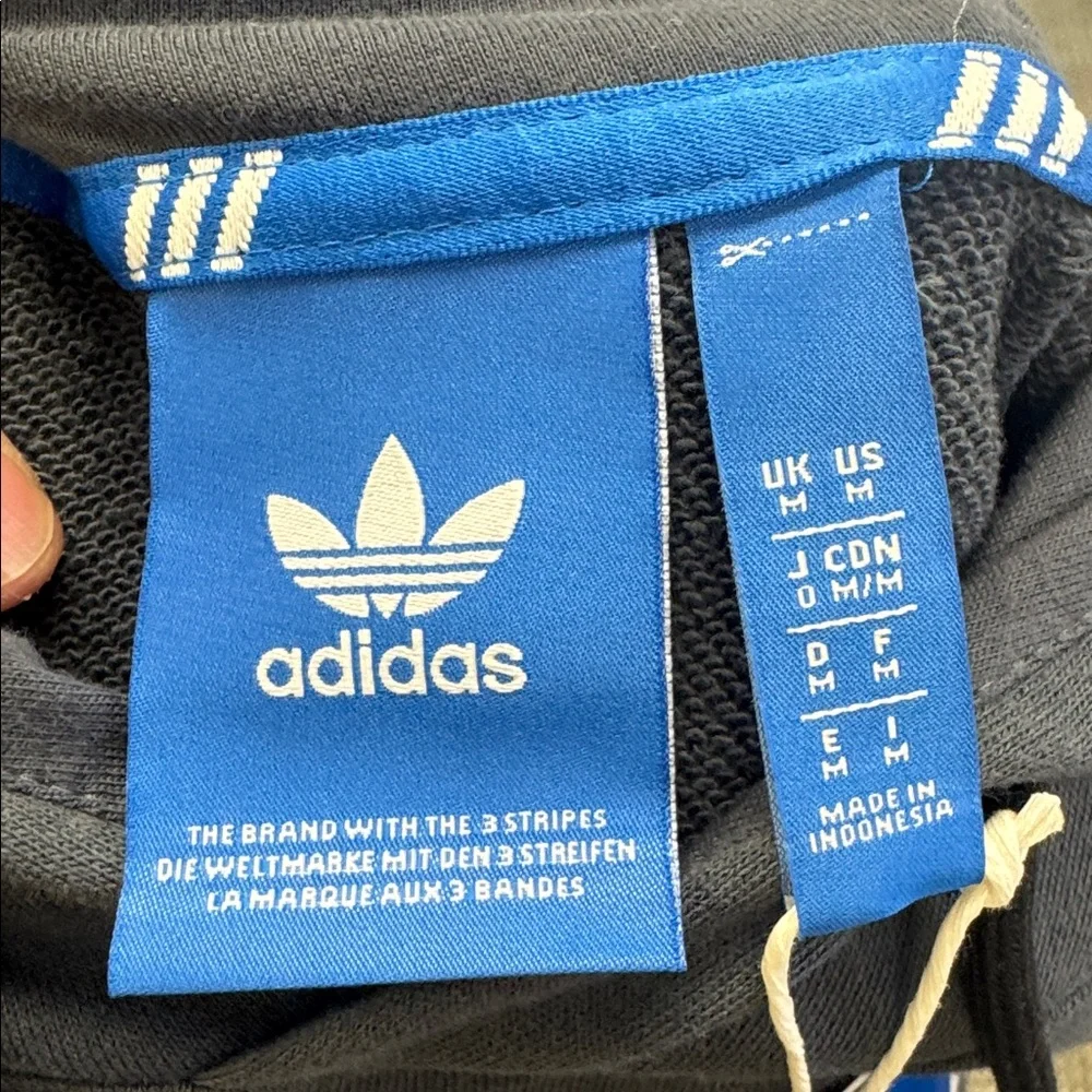 NWT Adidas Men’s Luxe Shortsleeved Navy Blue Hoodie, size M